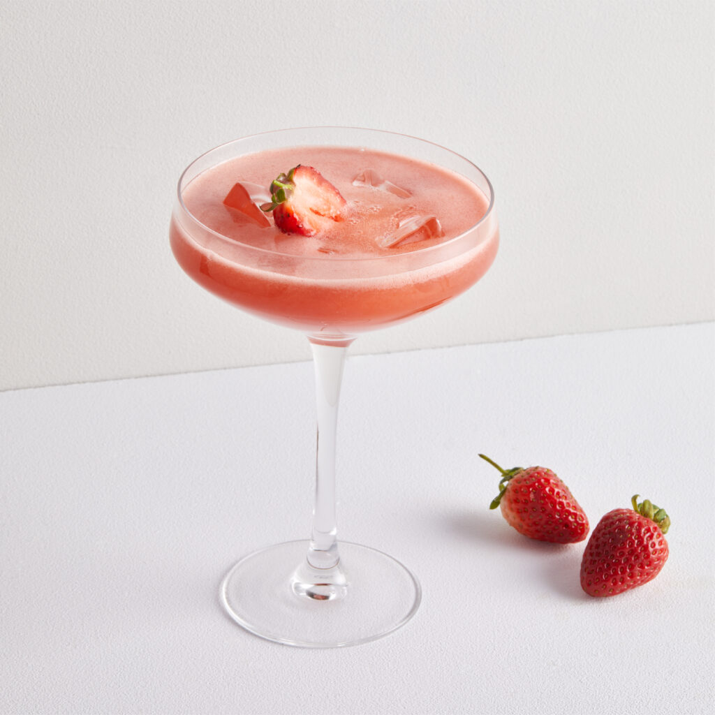 Strawberry Gin Kombucha Cocktail